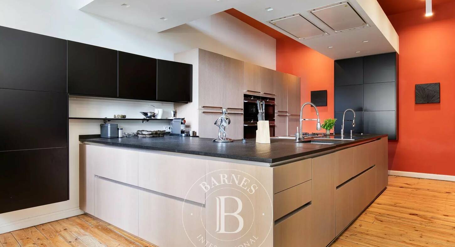 Show - BARNES Agency, luxury real estate in Toulouse