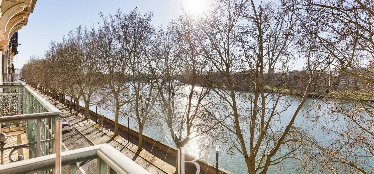 Home - BARNES Toulouse - Immobilier de luxe, appartements et maisons de prestige à Toulouse