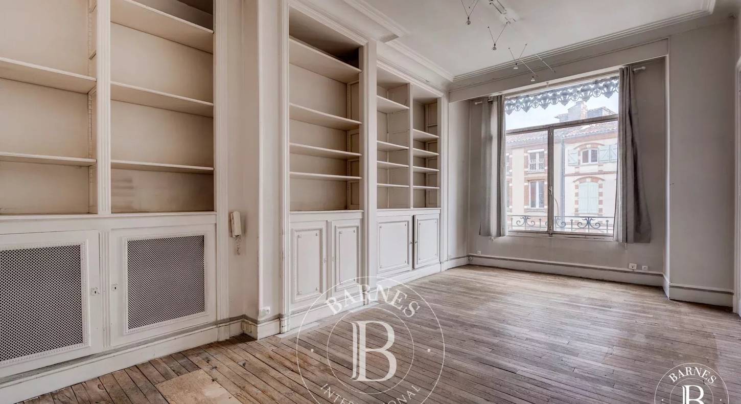 Show - BARNES Agency, luxury real estate in Toulouse