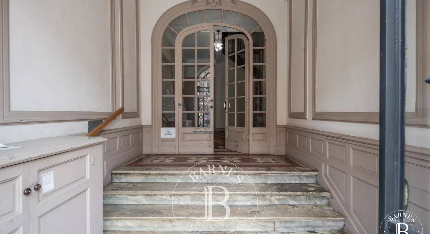 Show - BARNES Agency, luxury real estate in Toulouse