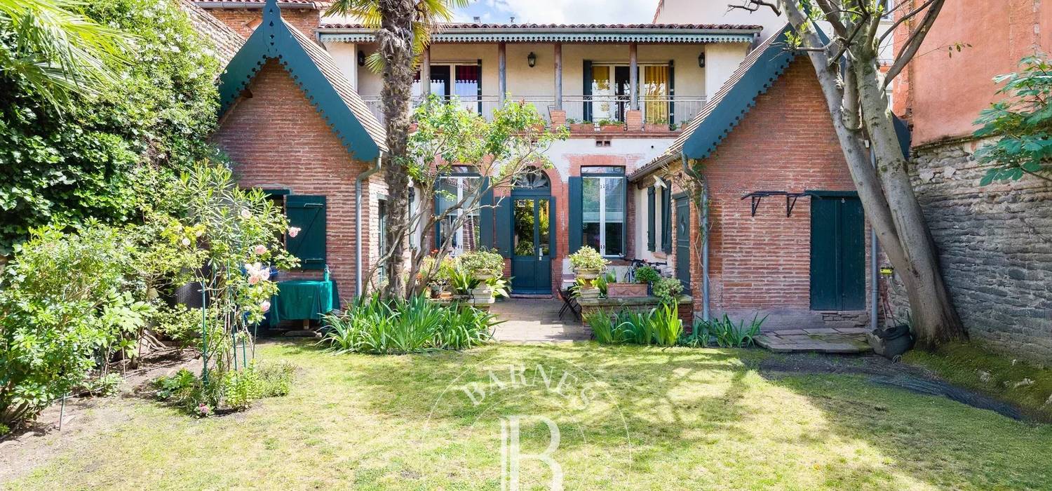 Home - BARNES Toulouse - Immobilier de luxe, appartements et maisons de prestige à Toulouse