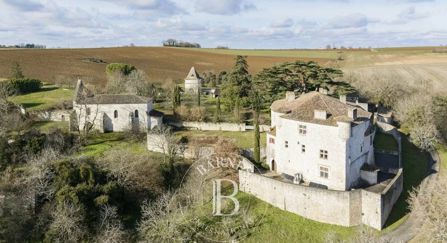 Show - BARNES Agency, luxury real estate in Toulouse