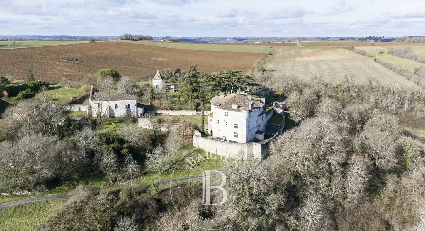 Show - BARNES Agency, luxury real estate in Toulouse