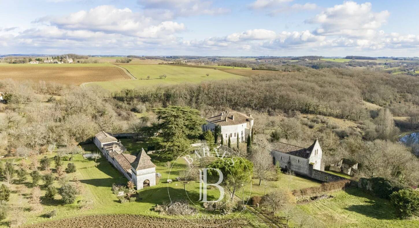 Show - BARNES Agency, luxury real estate in Toulouse