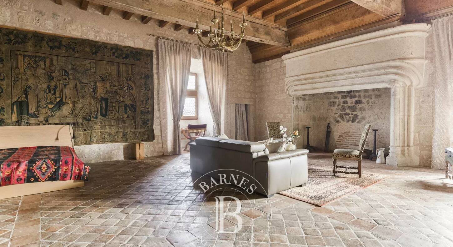 Show - BARNES Agency, luxury real estate in Toulouse