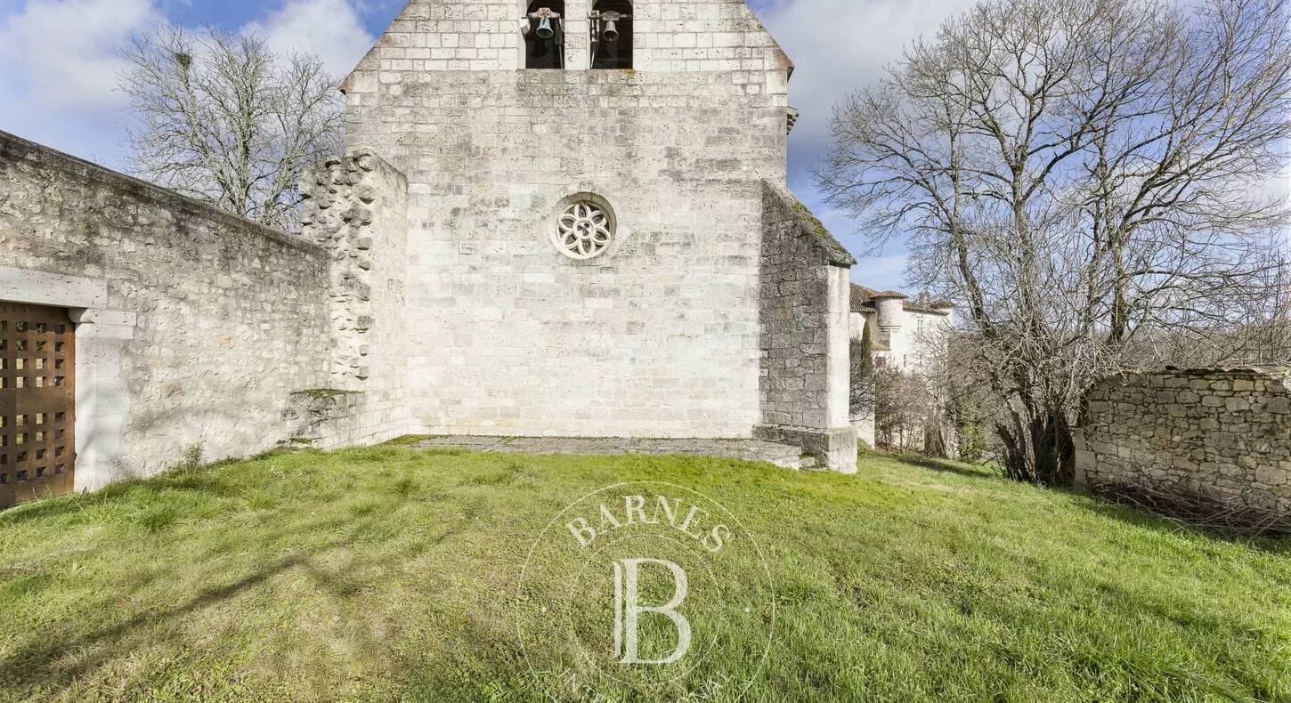 Show - BARNES Agency, luxury real estate in Toulouse