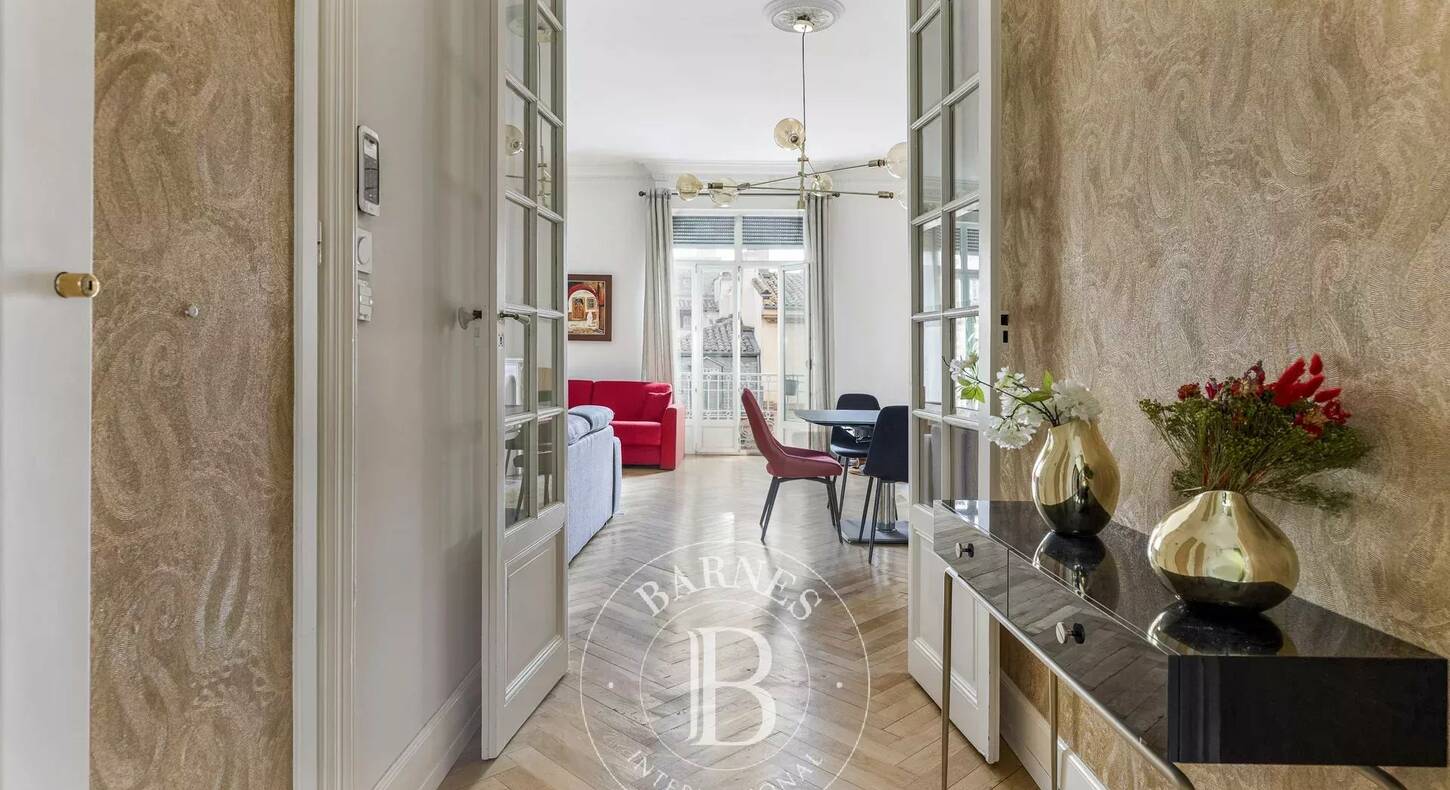 Show - BARNES Toulouse - Immobilier de luxe, appartements et maisons de prestige à Toulouse