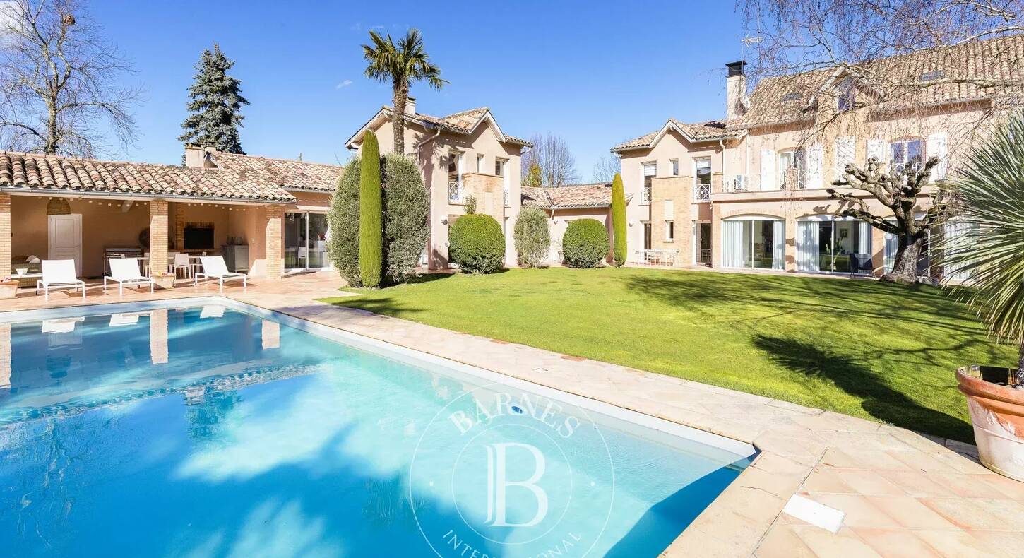Show - BARNES Toulouse - Immobilier de luxe, appartements et maisons de prestige à Toulouse