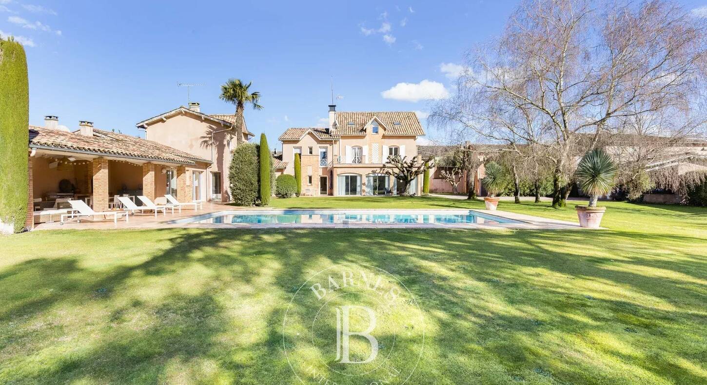 Show - BARNES Toulouse - Immobilier de luxe, appartements et maisons de prestige à Toulouse