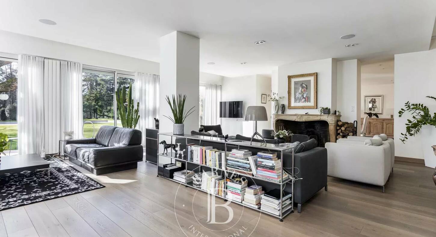 Show - BARNES Toulouse - Immobilier de luxe, appartements et maisons de prestige à Toulouse