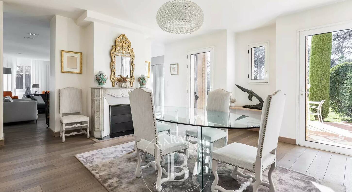 Show - BARNES Toulouse - Immobilier de luxe, appartements et maisons de prestige à Toulouse