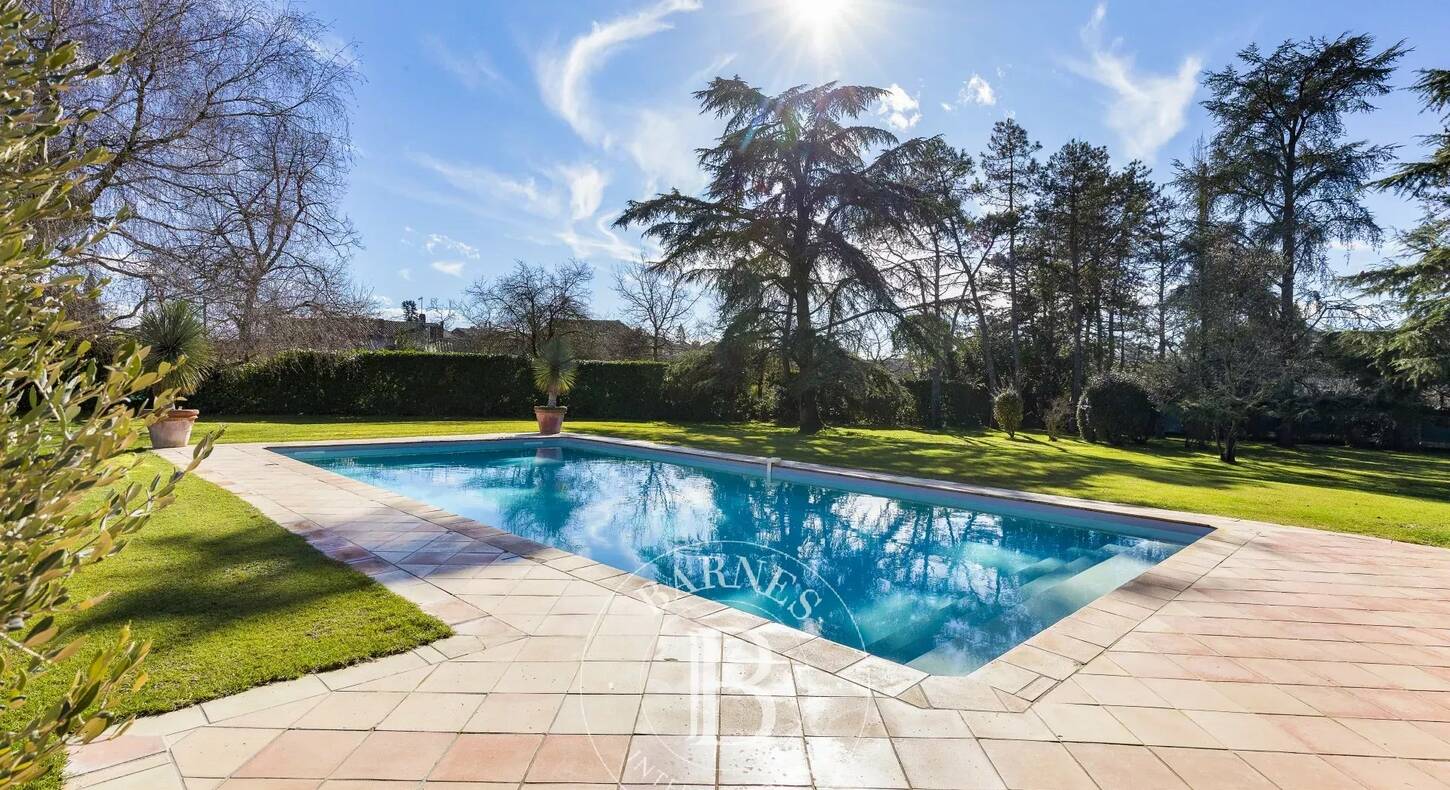 Show - BARNES Toulouse - Immobilier de luxe, appartements et maisons de prestige à Toulouse