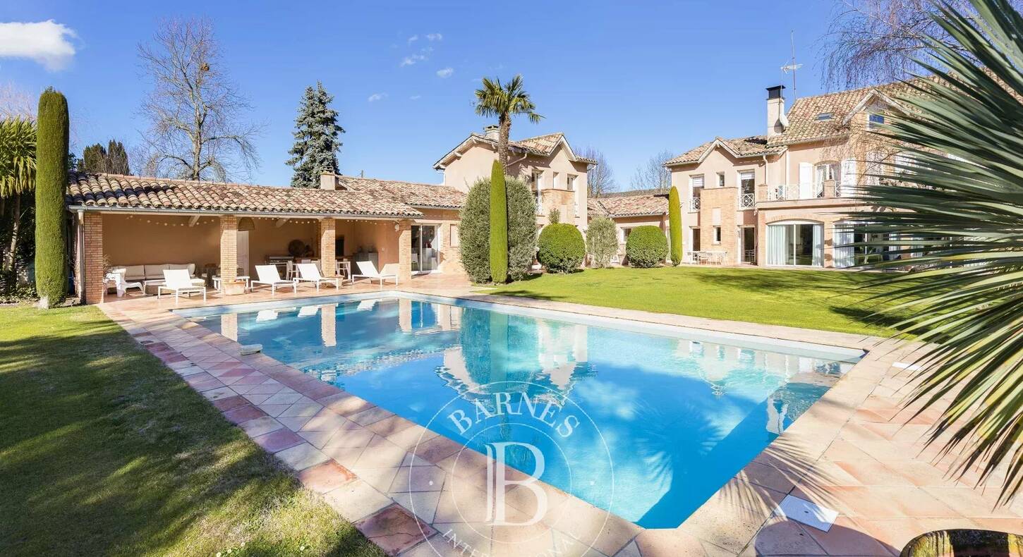 Show - BARNES Toulouse - Immobilier de luxe, appartements et maisons de prestige à Toulouse