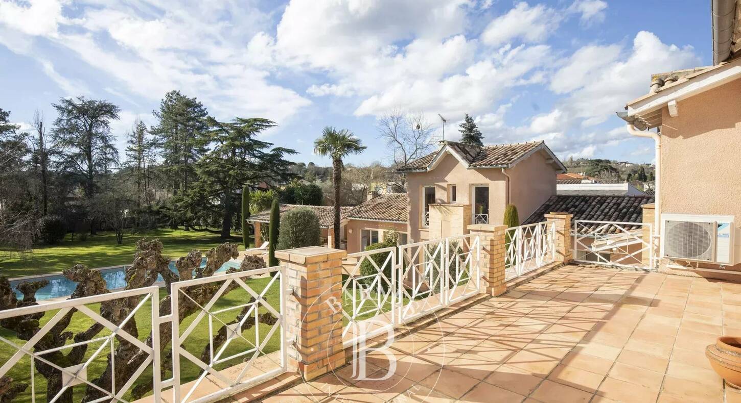 Show - BARNES Toulouse - Immobilier de luxe, appartements et maisons de prestige à Toulouse