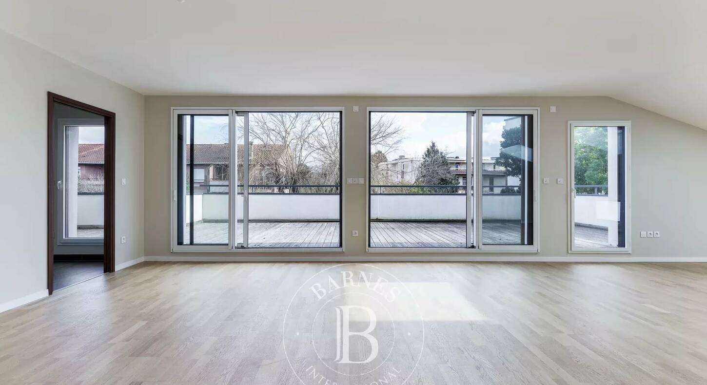 Show - BARNES Toulouse - Immobilier de luxe, appartements et maisons de prestige à Toulouse