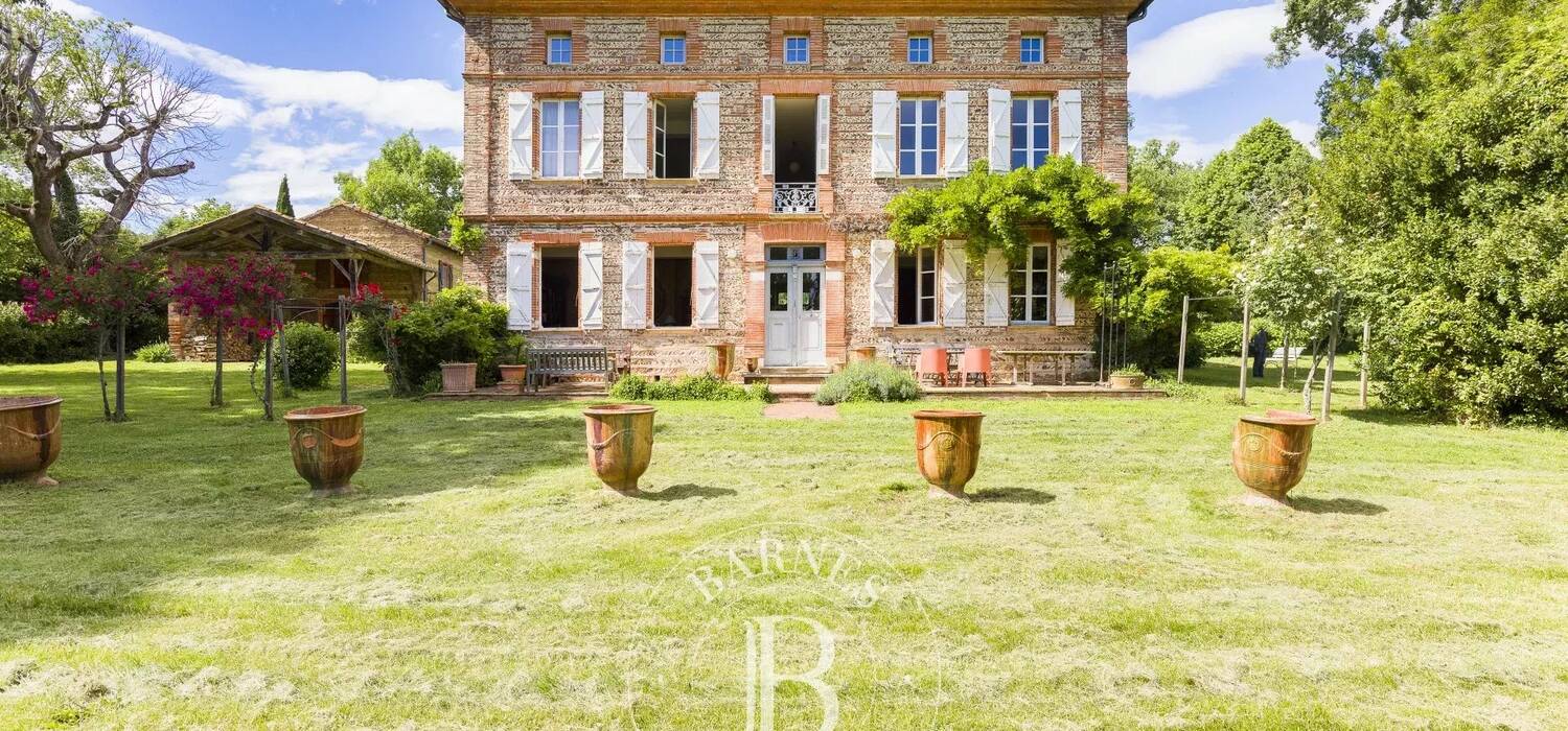 Home - BARNES Toulouse - Immobilier de luxe, appartements et maisons de prestige à Toulouse