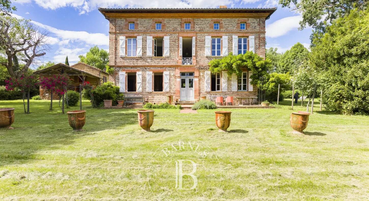 Show - BARNES Toulouse - Immobilier de luxe, appartements et maisons de prestige à Toulouse