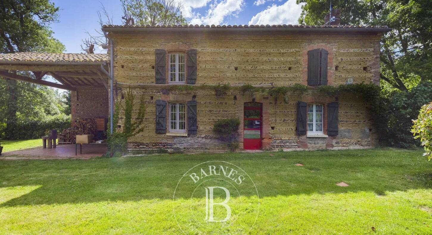 Show - BARNES Toulouse - Immobilier de luxe, appartements et maisons de prestige à Toulouse