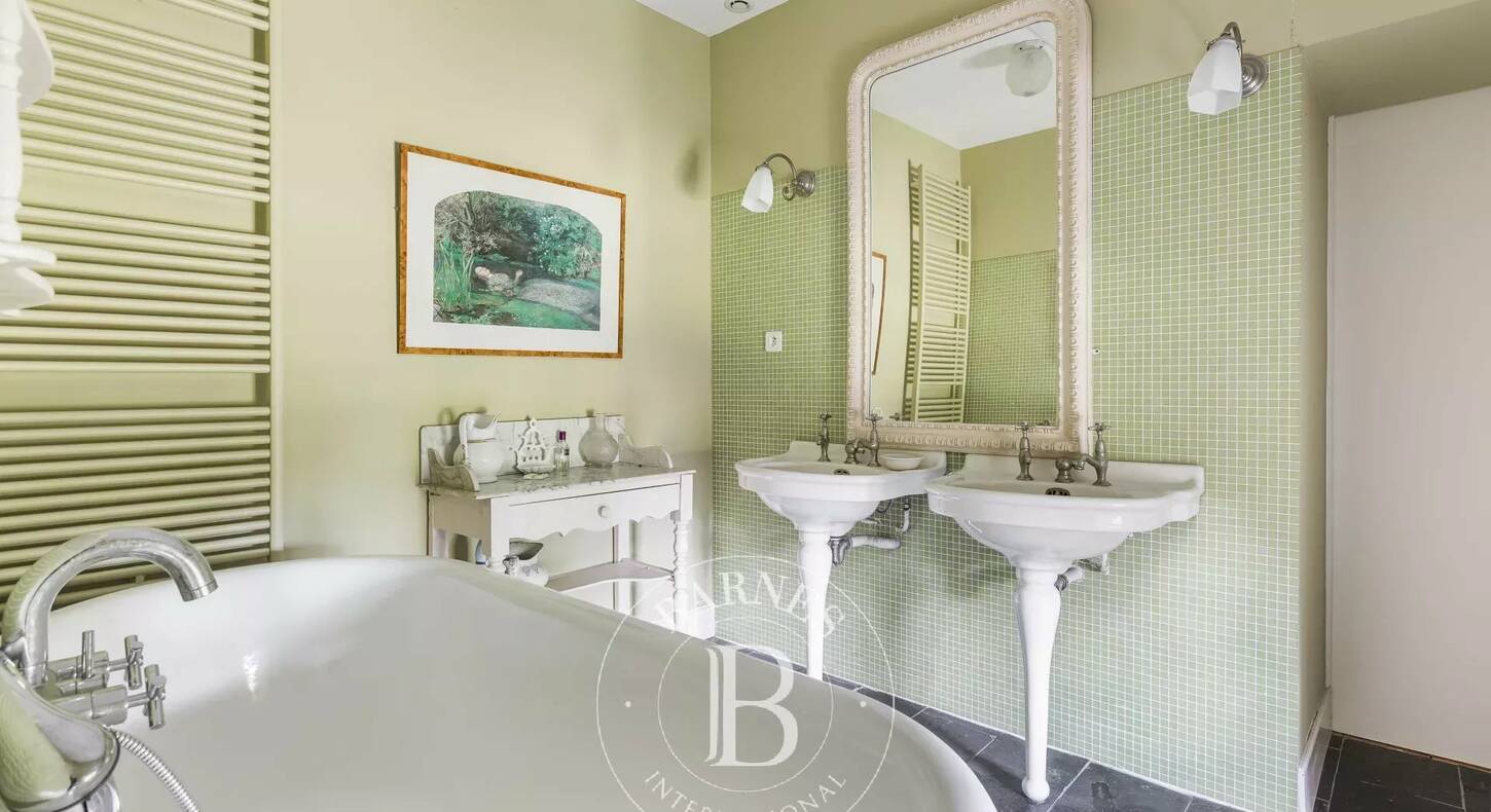 Show - BARNES Toulouse - Immobilier de luxe, appartements et maisons de prestige à Toulouse